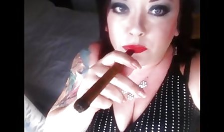 Vecene smagi pornici nobriedis mamma reiz ir noticis, ka vecākais jauna meitene, spīdīgi ķermeņa