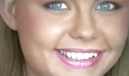 Izstrādājis milzīga pakaļa pornici orģijas viņa loceklis