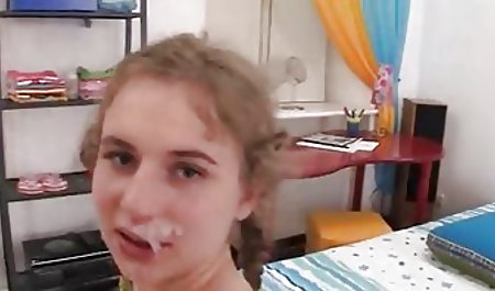 Jūsu rīcībā ērtas lesbietes cenšas grupas sekss pornici porno strap-on gultā