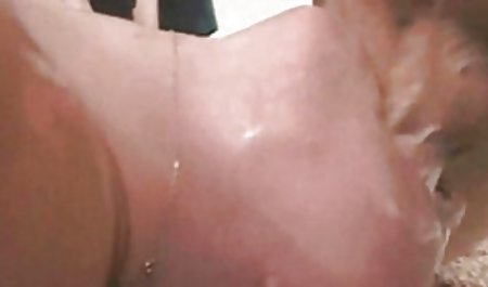 Tā vietā, lai pornici ar vecmāmiņām komunikācija, meitenes ieguva cēls gangbang