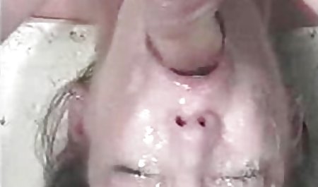 Pirmais sekss pornici uz galda Nastje un Romāna