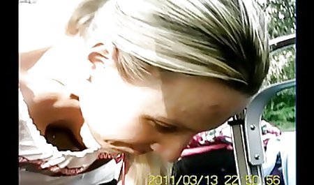Kā noritēja divas meitenes pornici ātrums