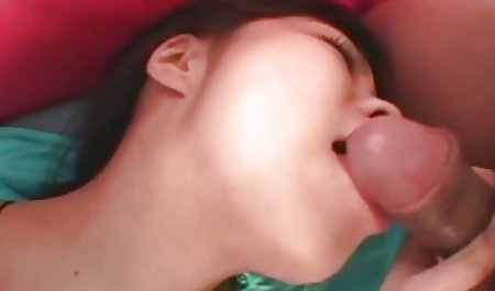 Grezna priesteriene mīlestības noved klienta pornici un sekss neaizmirstamu orgasmu