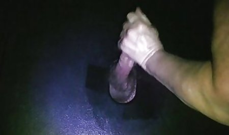 Pieredzējis aģents reālu attēlu jebenog nelielu vistas pornici nobriedis dāmas tuvplānā