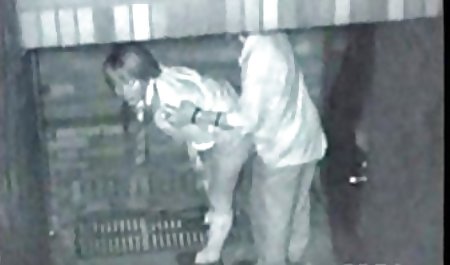 Skaisti zari pornici uz divi un skaisti rīta jeba