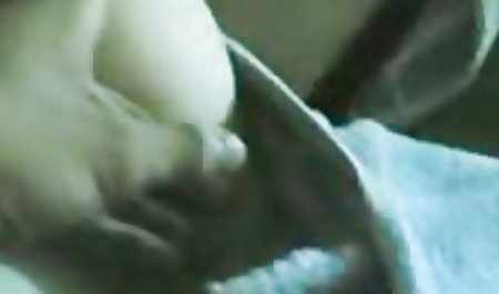 Tipa bezmaksas seksa pornici ir diverzificirao seksuālo dzīvi savai meitenei