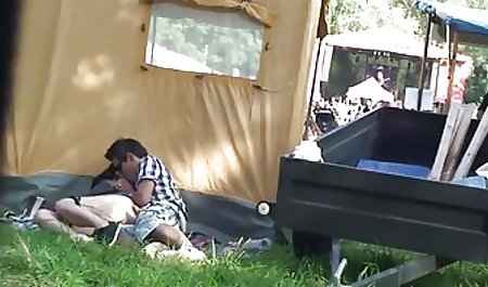Fotogrāfs ir pornici pirmā divguļamās nakts jebenom burvīgs modelis