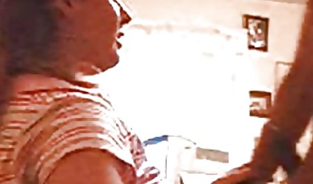 Meitene video pornici ir zavodila melnā boss