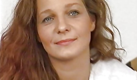 Busty antique pornici krala orgasms uz dzimumlocekļa pov