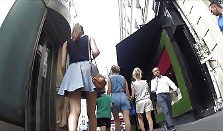 Es atradu dildo ar māsu un pornici ar crncem apmierināt sevi