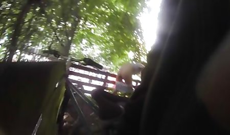 Uzticama jaunā sieviete juta, kā erupciju spermas bezmaksas pornici red tube savā maksts