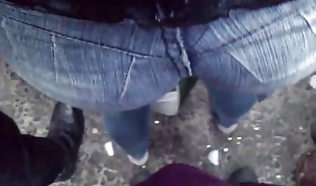 Masiere pornici un jebacina izmantoja sarkano klientu