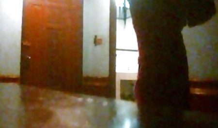 Dugokosa brunete ieviesa viņa vīrieti video pornjici анусе