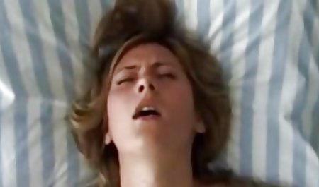 Zēns medībās pornici ar meitenēm valodu par saldu klitoru skaistas sievietes poza 69
