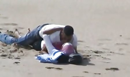 Pirmais anālais sekss plavokose skaistules ar apdullināšanu mīkstos vākos, porno guzom