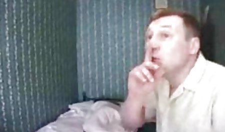 Tumša āda cieš velosipēdisti pornici vecmāmiņai uz loceklis laimīgu puisis