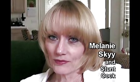 Divi no tiem lesbiešu jauns porno sniedza cieto kovčege